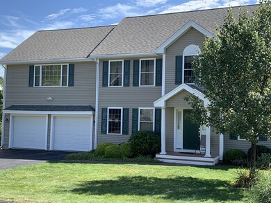 14 Sutherland Way, Nashua, NH 03062 - photo 4