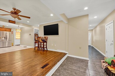 1047 Genine Dr, Glen Burnie, MD 21060 - photo 4