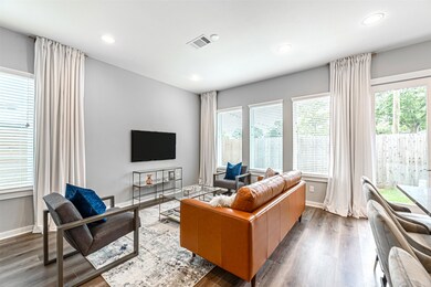 834 Berry Sage Ln, Houston, TX 77022 - photo 4