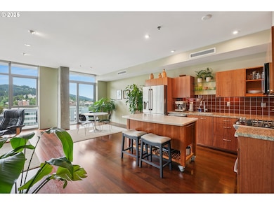 Eliot Tower unit 1110, Portland, OR 97205 - photo 4