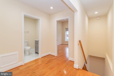 652 Newton Place NW unit 2, Washington, DC 20010 - photo 7