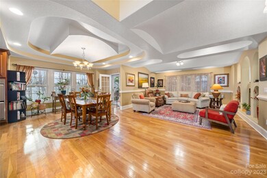 59 Buckeye Dr, Hendersonville, NC 28792 - photo 3