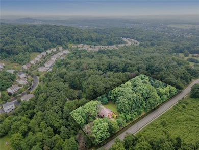 1082 N Boundary Rd, Cranberry Township, PA 16066 - photo 3