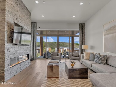 38-web-or-mls-6417-double-deer-lp
