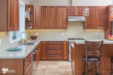 Kitchen_DMD_5193-SMALL