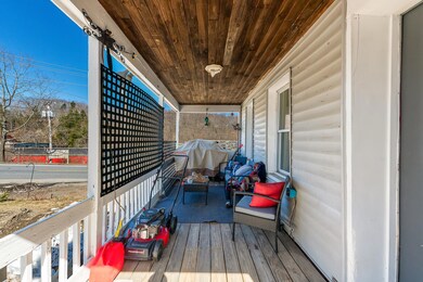2 Maple St_105