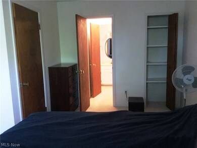 7306 Creekwood Dr unit 3D, North Royalton, OH 44133 - photo 6