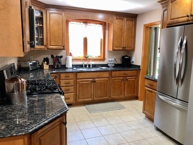 10 Bryant St, Saugus, MA 01906 - photo 7