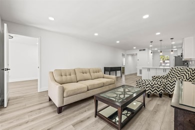 2101 Cordova Green, Seminole, FL 33777 - photo 2