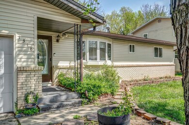 1318 S Meadowview Ave-4