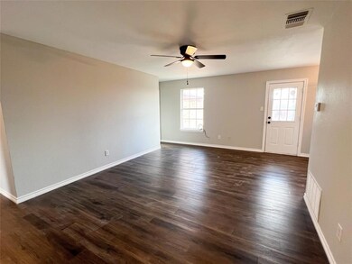 1612 N Cates St, Decatur, TX 76234 - photo 4