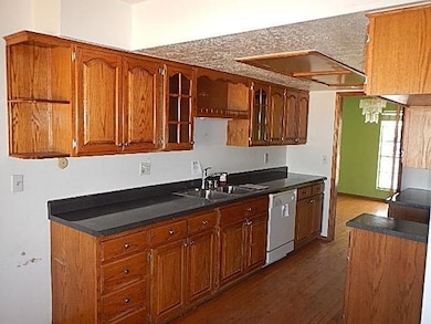 1419 Monte Negro Dr, El Paso, TX 79935 - photo 5