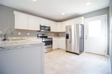 1416 E 36th Ct, Des Moines, IA 50317 - photo 6