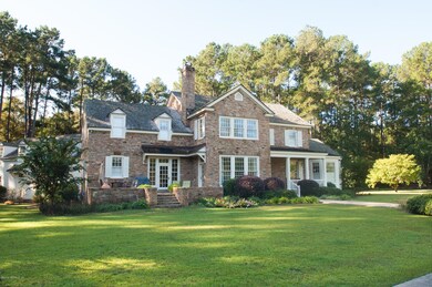 MonroeHome_001
