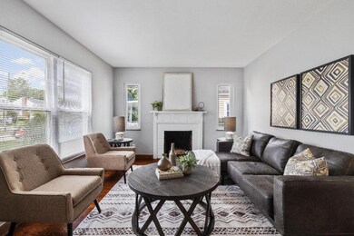 176 E Jeffrey Place, Columbus, OH 43214 - photo 4