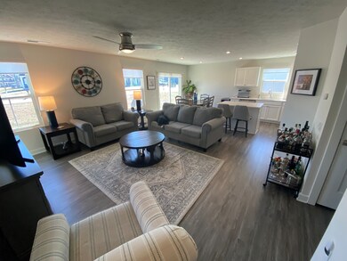 221 Kiawah Dr, Whiteland, IN 46184 - photo 5