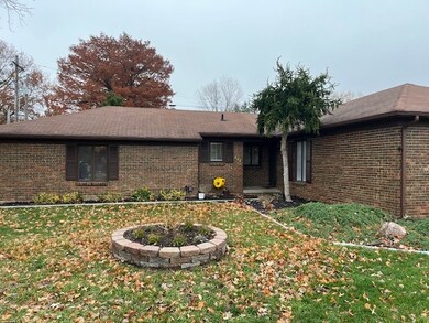 643 S Main St, Georgetown, IL 61846 - photo 3