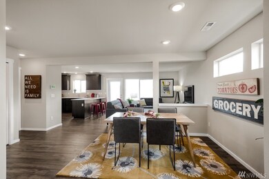 18740 108th Ave E unit 675, Puyallup, WA 98374 - photo 3