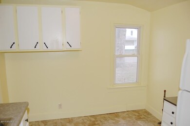 1104 Ferry St, Niles, MI 49120 - photo 2