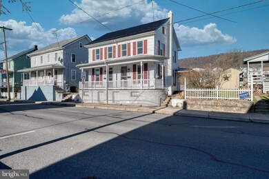 415 W Market St, Williamstown, PA 17098 - photo 2