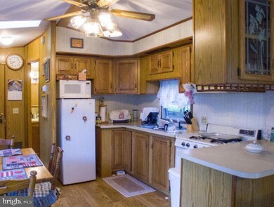 303,304 Huron Ln unit GLEN 1, Earleville, MD 21919 - photo 5