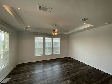 34669 Ballyhoo Dr unit 884, Zephyrhills, FL 33541 - photo 6