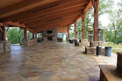 JHPat'sPAVILION