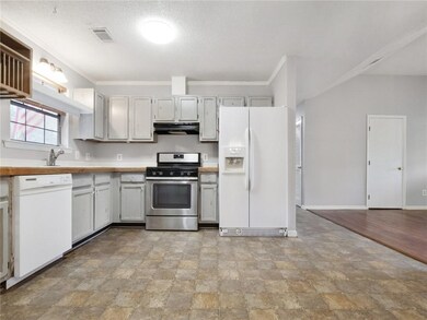 Dining / Kitchen