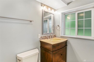 9826 226th Place SW, Edmonds, WA 98020 - photo 4