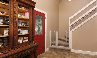 342 E Woody Creek Ct, Springtown, TX 76082 - photo 6