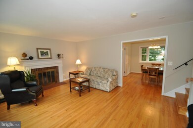 11112 Woodson Ave, Kensington, MD 20895 - photo 3