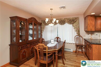 903 Mckinley St, Hazleton, PA 18202 - photo 5