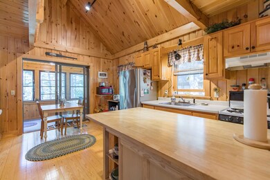 4 Log Cabin Shapleigh-9