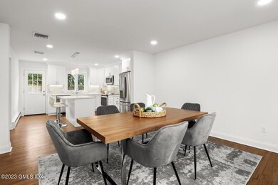 34 1/2 Orchard St, Cos Cob, CT 06807 - photo 5