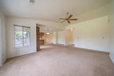 3526 Auburn Dr-11