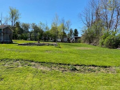 112 Curtis Ave, Rutland, VT 05701 - photo 4