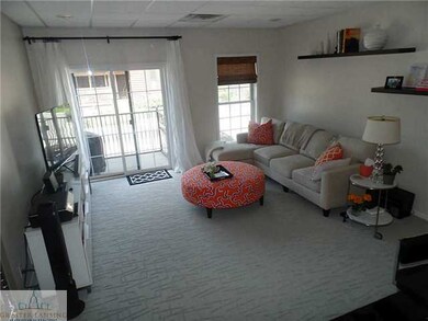 109 E Main St unit 4, Grand Ledge, MI 48837 - photo 4