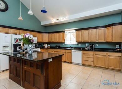 300 S Cherry St, Woodville, OH 43469 - photo 2