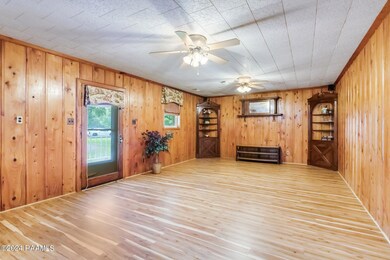 8-web-or-mls-7045 Enis Rd-7