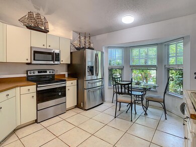 3330 Queen Palm Drive-17