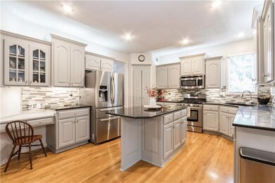 21701 W 100th St, Lenexa, KS 66220 - photo 4