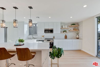 100 S Doheny Dr unit 705, Los Angeles, CA 90048 - photo 7