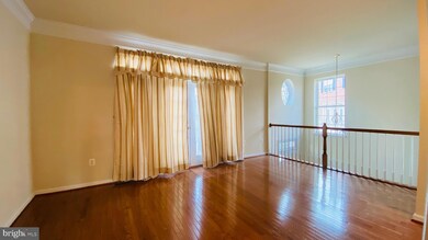 9766 Corbett Cir, Manassas Park, VA 20111 - photo 3