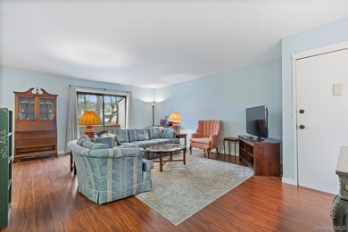 1 Carnaby St unit C, Wappingers Falls, NY 12590 - photo 2