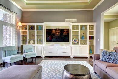 9521 Thixton Ln, Louisville, KY 40291 - photo 6