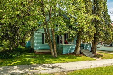 5 Fletcher St, Lancaster, NH 03584 - photo 2