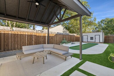 Vaulted pergola and sitting area
