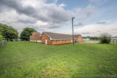 2000 W 32nd, Ada, OK 74820 - photo 3