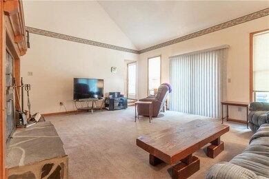 617 Condor St, Raymore, MO 64083 - photo 4