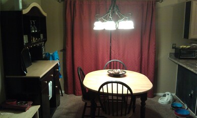 EATING AREA